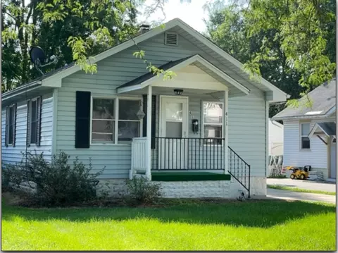 411 N Harrison Ave N, Aurora, IL 60506