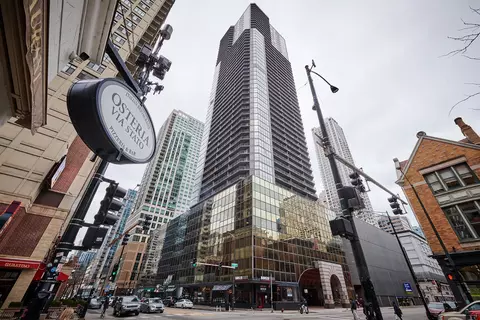 10 E Ontario St #1902, Chicago, IL 60611