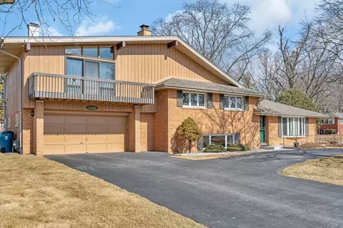 12926 S Oak Park Ave, Palos Heights, IL 60463