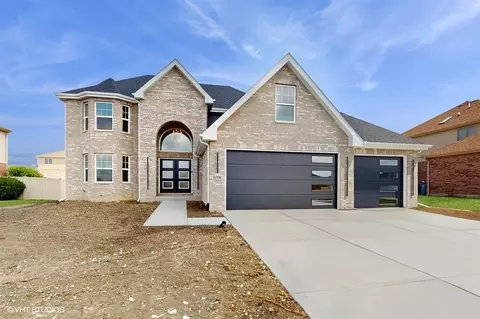 5006 W Cardinal Ct, Monee, IL 60449