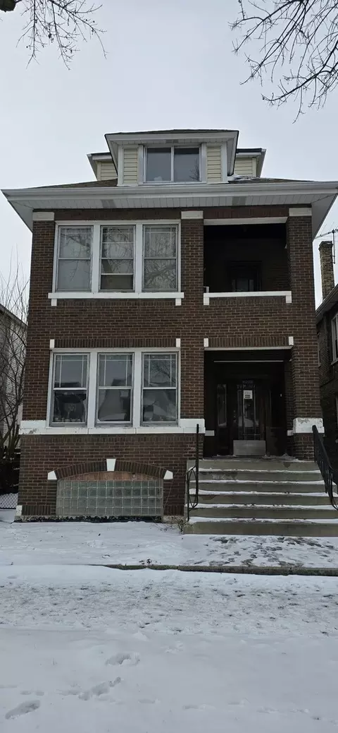 4004 S Rockwell St, Chicago, IL 60632