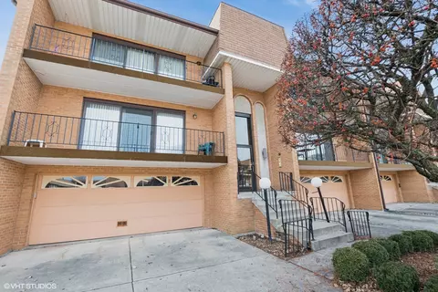 4021 W 93rd Pl #2W, Oak Lawn, IL 60453