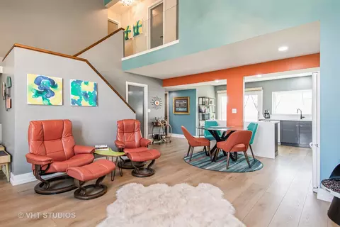 Living - 3127 Eugene Ln, Aurora, IL 60504 photo 3 of 5