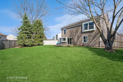 Exterior - 3127 Eugene Ln, Aurora, IL 60504 photo 4 of 4