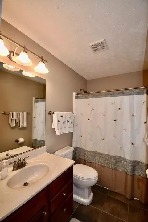 Bath - 1804 Partridge Pt, Normal, IL 61761 photo 2 of 2