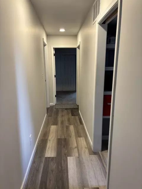 Entry Way - 6967 Venado Dr, Delavan, IL 61734 photo 1 of 1