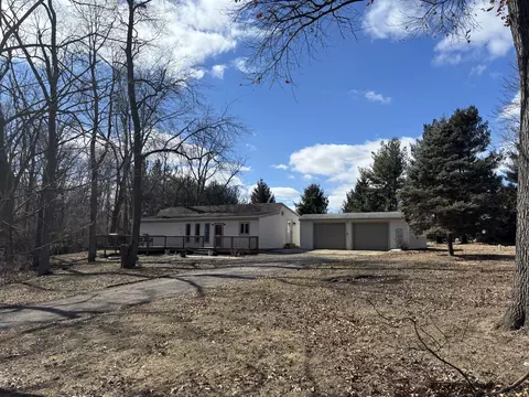 Exterior - 6967 Venado Dr, Delavan, IL 61734 photo 3 of 5