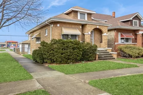 446 24th Ave, Bellwood, IL 60104