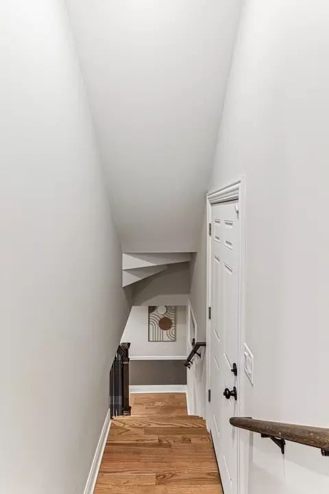 Entry Way - 632 E 100th Pl, Chicago, IL 60628 photo 1 of 2