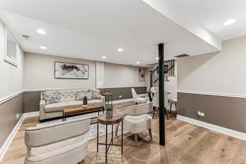 Living - 632 E 100th Pl, Chicago, IL 60628 photo 1 of 2