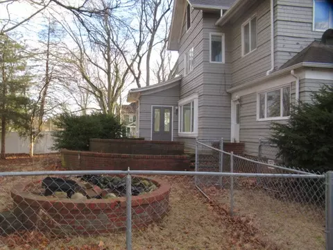 856 E Washington St, Hoopeston, IL 60942 photo 5