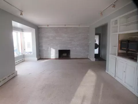 856 E Washington St, Hoopeston, IL 60942 photo 8