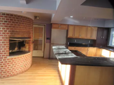 856 E Washington St, Hoopeston, IL 60942 photo 11