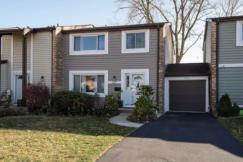 657 Lakeside Circle Dr, Wheeling, IL 60090