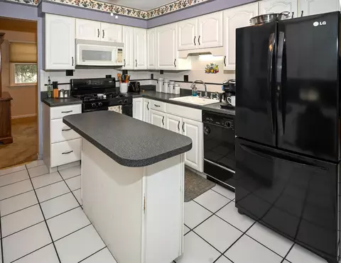 926 E Balsam Ln, Bartlett, IL 60103 photo 7