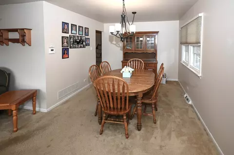 926 E Balsam Ln, Bartlett, IL 60103 photo 6