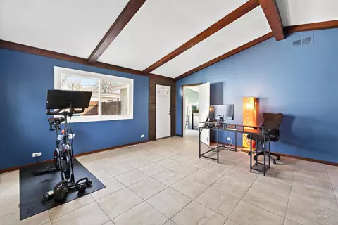 3805 Bluebird Ln, Rolling Meadows, IL 60008 photo 11