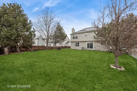 5710 Arbor Gate Dr, Plainfield, IL 60586 photo 2