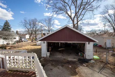 Other - 3907 Clearbrook Ave, Mchenry, IL 60050 photo 1 of 8