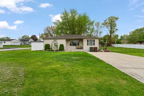 698 Thornton St, Lockport, IL 60441
