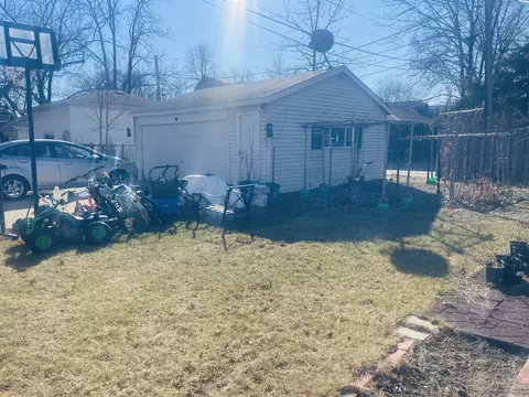 Exterior - 1224 White St, Des Plaines, IL 60018 photo 3 of 8