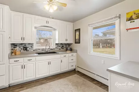1155 W Vanmeter St, Kankakee, IL 60901 photo 9