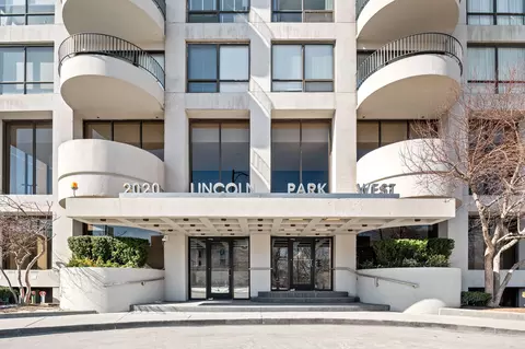 2020 N Lincoln Park W #33C, Chicago, IL 60614