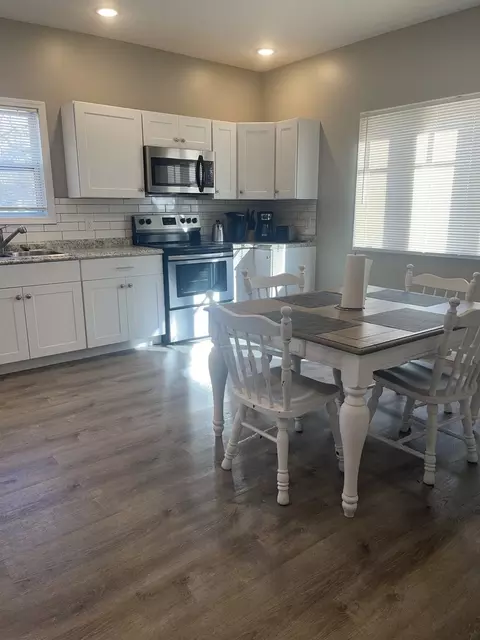 Kitchen - 910 W Division St, Normal, IL 61761 photo 2 of 2