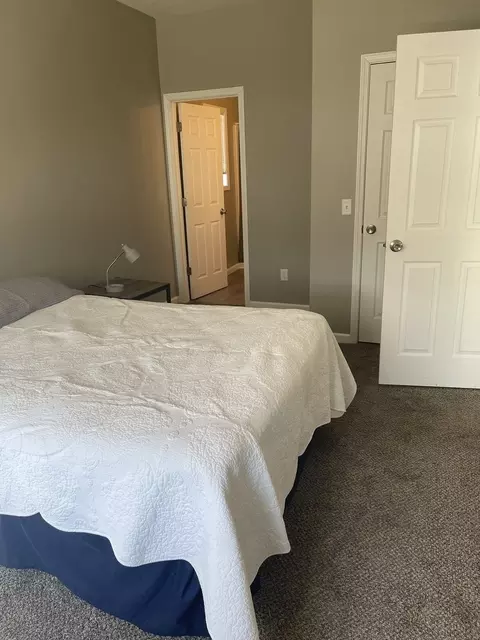 Bedroom - 910 W Division St, Normal, IL 61761 photo 2 of 3