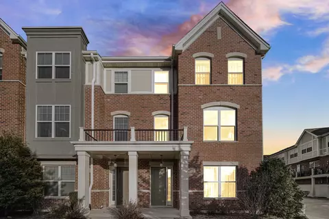 1226 Byrne Blvd, Vernon Hills, IL 60061