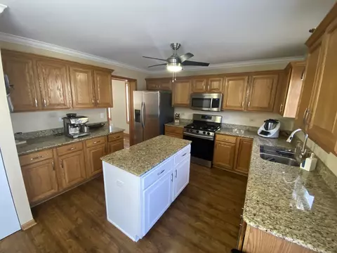 1906 Long Ridge Ct, Plainfield, IL 60586 photo 4