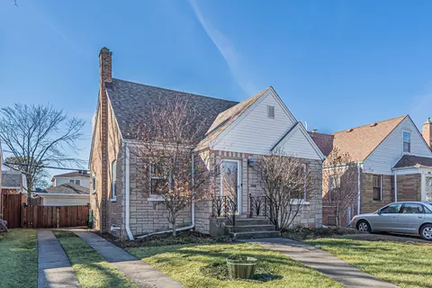 4904 N Mulligan Ave, Chicago, IL 60630