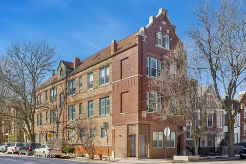 2328 N Oakley Ave #3W, Chicago, IL 60647