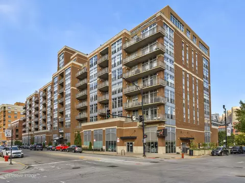 111 S Morgan St #604, Chicago, IL 60607