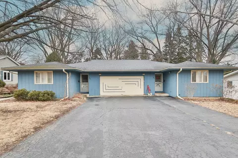 95-97 Pine Ct, Crystal Lake, IL 60014