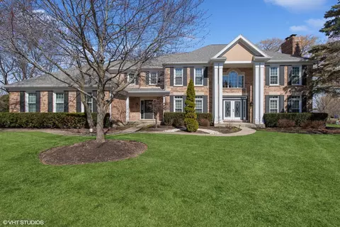 36385 N Field View Dr, Gurnee, IL 60031