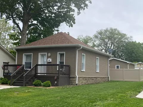 520 W Devlin St, Spring Valley, IL 61362 photo 4