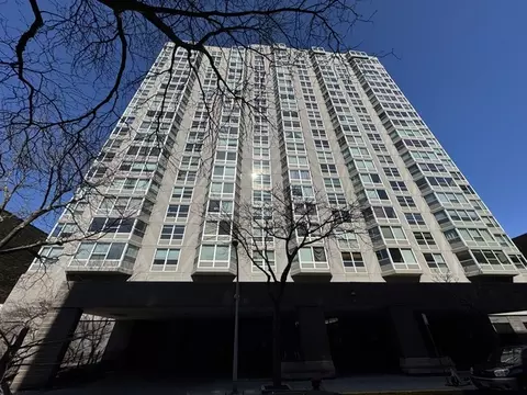 720 W Gordon Ter #22H, Chicago, IL 60613