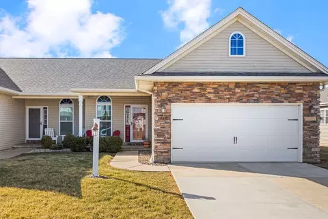 1611 Timber Wolf Ln #C, Mahomet, IL 61853