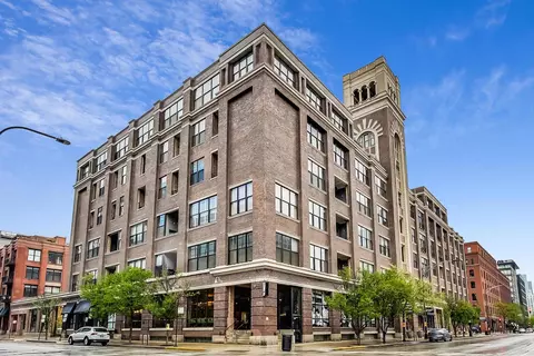 1000 W Washington Blvd #512, Chicago, IL 60607
