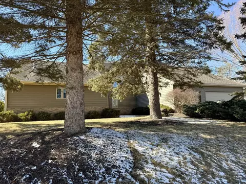 27335 W Hickory Ridge Ct, Lake Barrington, IL 60010