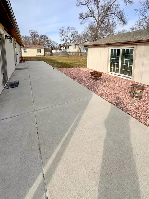 Exterior - 248 Rand Rd, Lakemoor, IL 60051 photo 9 of 12
