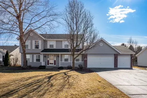 456 Verbena St, Roscoe, IL 61073