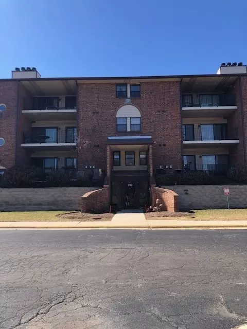 740 Weidner Rd #104, Buffalo Grove, IL 60089