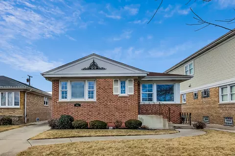 4944 N Nottingham Ave, Chicago, IL 60656