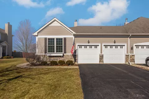 15807 Cove Cir, Plainfield, IL 60544
