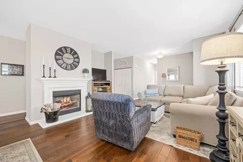 15807 Cove Cir, Plainfield, IL 60544 photo 6
