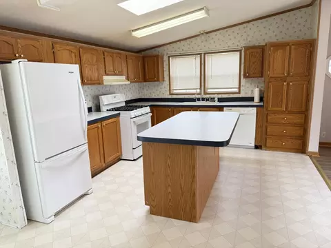 123 Cardinal Dr, Beecher, IL 60401 photo 4