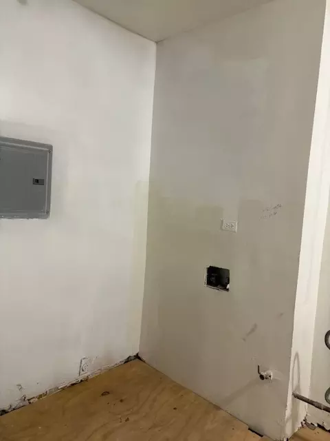 Other - 1519 E 68th St #1, Chicago, IL 60637 photo 5 of 11