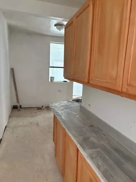 Kitchen - 1519 E 68th St #1, Chicago, IL 60637 photo 3 of 5